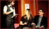 Günce Sanat Tiyatrosu Dokuz Canlı oyunu dekor yapısı